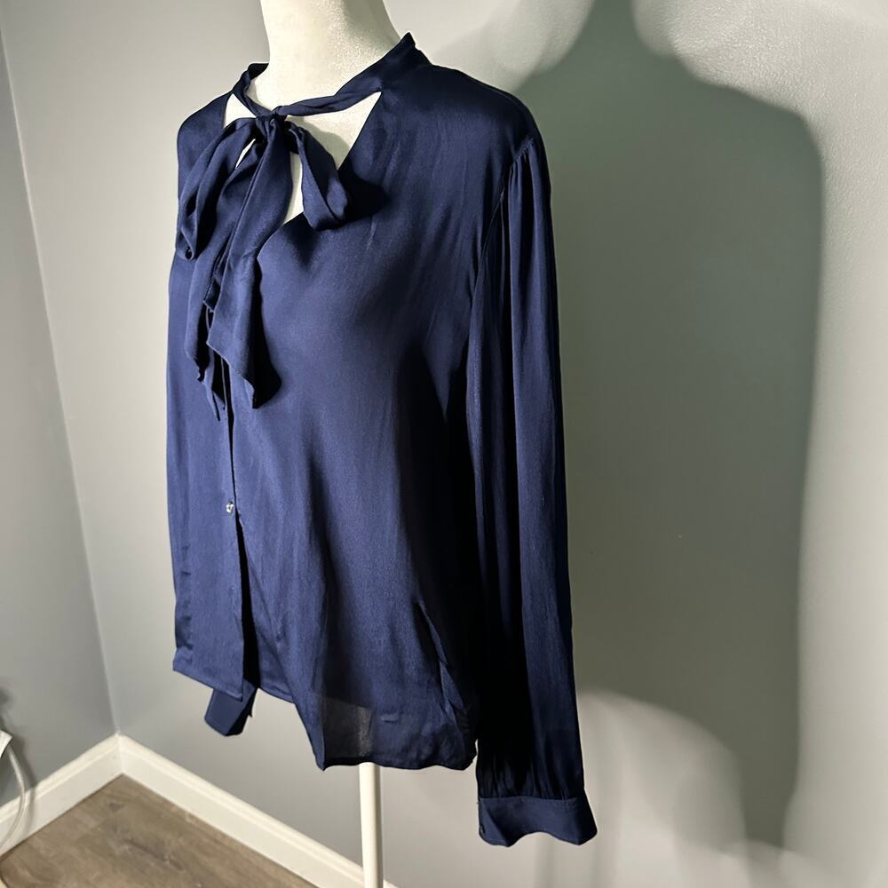 Reset by Jane Bow Tie Blouse Size Medium - Picture 5 of 8